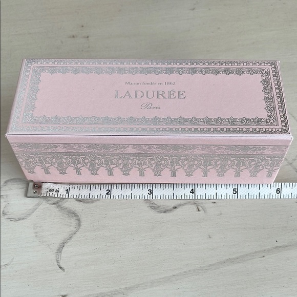 LADURÉE Elegant Pink and Silver Box with Ribbon - Picture 9 of 11